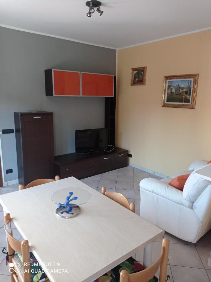 Da Nonna Pina Apartment Cossogno ภายนอก รูปภาพ
